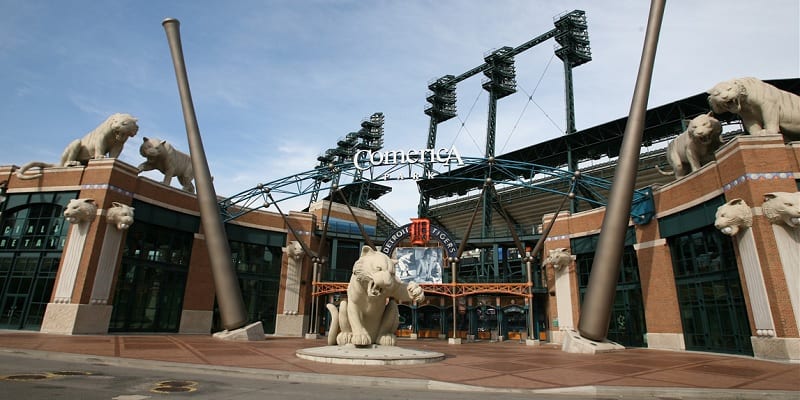 Comerica Detroit Tigers Visa Real Rewards Card 2,500 Bonus Points ($25 Value)