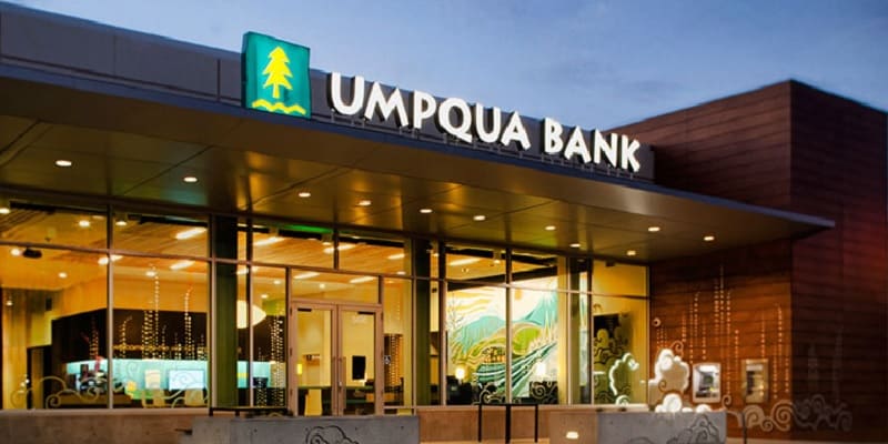 Umpqua Visa Business Rewards Plus Card 20,000 Bonus Points ($200 Value)