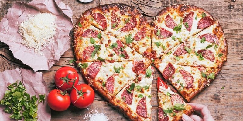 Slice (Pizza Delivery) Promotions: $5 Sign-Up Bonus And $5 Referral Offer