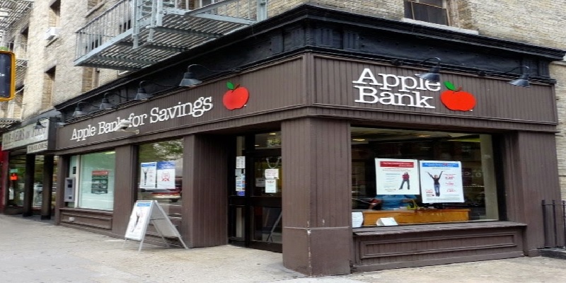 Apple Bank Youth Savings Review: 3.00% APY (New York only)