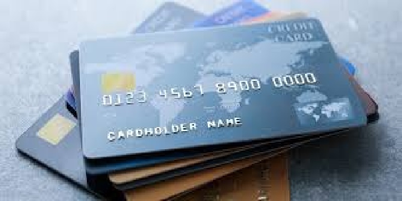 Reasons Why You Should Be Using Your Credit Cards More