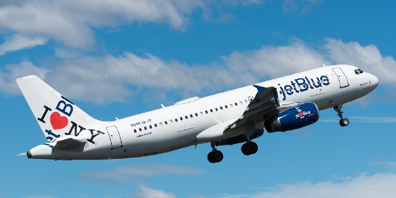 JetBlue Mosaic Elite Status: What Are Its Rewards & Benefits Worth?