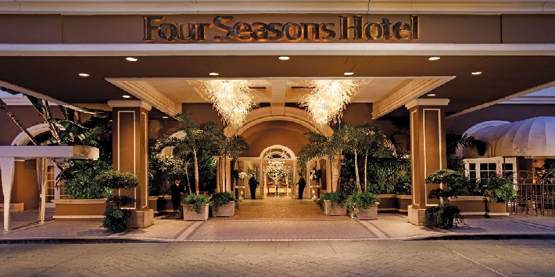 Travel & Leisure: My Complete Review Of The Four Seasons Hotel Los Angeles At Beverly Hills