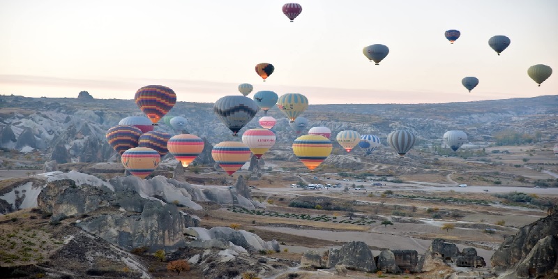 Top 10 Travel Destinations In October for Redeeming Points & Miles