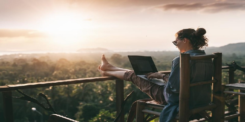 Best Bank Accounts For Digital Nomads & Other U.S. Citizens Living Overseas